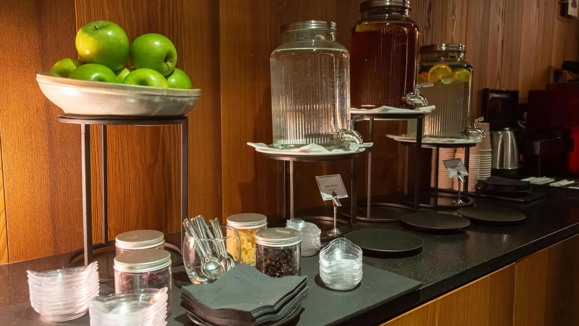 Hyatt Centric Milan Centrale מלון