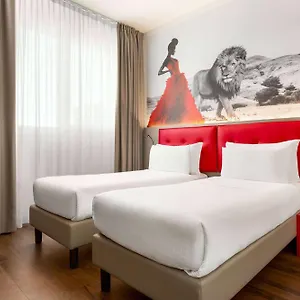 Amedia Milan, Trademark Collection By Wyndham **** מילאנו